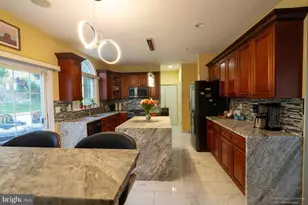 798 Southwind Ln, Downingtown, PA 19335 - Photo 15