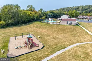 358 Carlyn Ct, Downingtown, PA 19335 - Photo 37