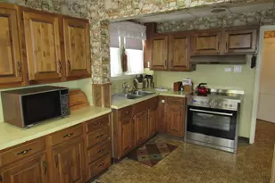 136 4th Ave, Phoenixville, PA 19460 - Photo 13