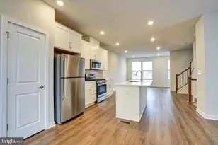 913 Magnolia Ln, Spring City, PA 19475 - Photo 49