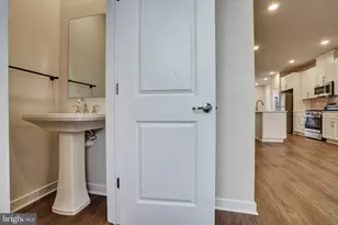 913 Magnolia Ln, Spring City, PA 19475 - Photo 37