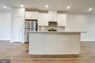 913 Magnolia Ln, Spring City, PA 19475 - Photo 45