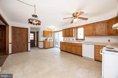 906 Heather Lane, Phoenixville, PA 19460 - Photo 11