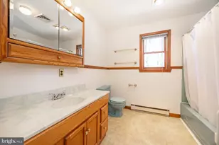 906 Heather Ln, Phoenixville, PA 19460 - Photo 17