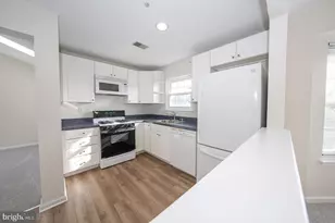 560 Astor Square, West Chester, PA 19380 - Photo 3