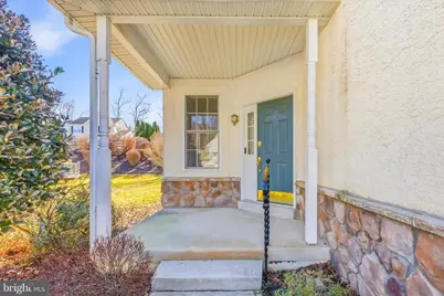 902 Chiswell Drive, Downingtown, PA 19335 - Photo 3