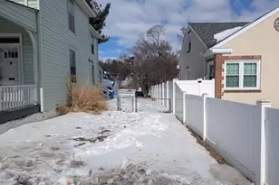 609 W 1st Ave, Parkesburg, PA 19365 - Photo 23