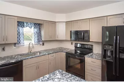 1330 Ridgeview Drive, Phoenixville, PA 19460 - Photo 13