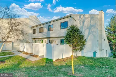 623 Summit House #623, West Chester, PA 19382 - Photo 5