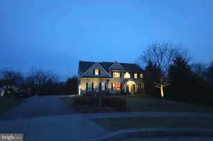 301 Jennifer Ln, Exton, PA 19341 - Photo 3