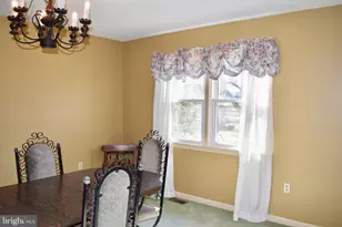 393 Clover Ct, West Grove, PA 19390 - Photo 15