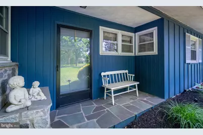 2310 Horseshoe Trl, Chester Springs, PA 19425 - Photo 3