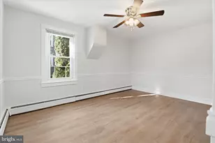 22 N Chestnut St, Elverson, PA 19520 - Photo 9