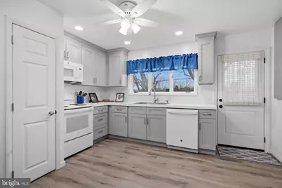 63 Coll Drive, Phoenixville, PA 19460 - Photo 7