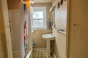 547 Broad St, Spring City, PA 19475 - Photo 7