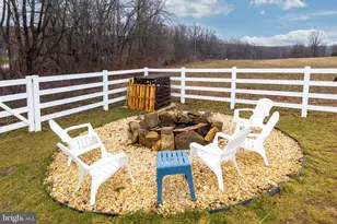 25 S Brick Ln, Elverson, PA 19520 - Photo 43