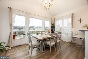 25 S Brick Ln, Elverson, PA 19520 - Photo 5