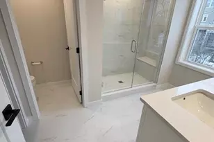 48 Grayson Ln, Downingtown, PA 19335 - Photo 5