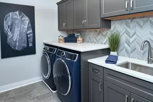 215 Capri Dr, Glenmoore, PA 19343 - Photo 5