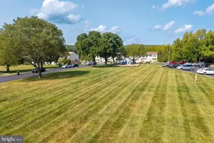 350 Carlyn Ct, Downingtown, PA 19335 - Photo 35