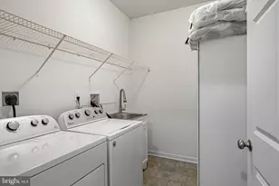 215 Rose View Dr, West Grove, PA 19390 - Photo 15