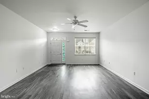 215 Rose View Dr, West Grove, PA 19390 - Photo 9