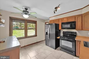 608 Walnut Dr, Parkesburg, PA 19365 - Photo 13