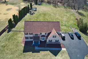 21 Meadow Ln, Pottstown, PA 19465 - Photo 3