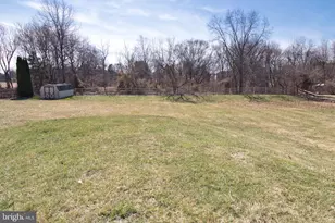 21 Meadow Ln, Pottstown, PA 19465 - Photo 5