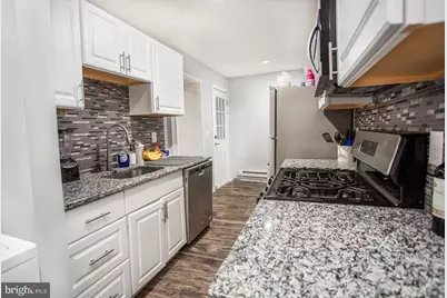 217 W Lancaster Avenue #1B, Downingtown, PA 19335 - Photo 3