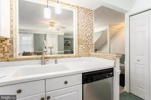 750 E Marshall St, West Chester, PA 19380 - Photo 9