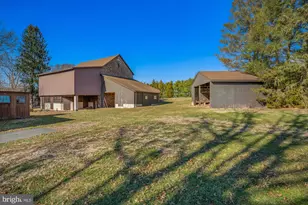 527 Bethel Church Rd, Spring City, PA 19475 - Photo 3