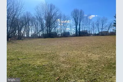 223 W Woodview Road, West Grove, PA 19390 - Photo 7