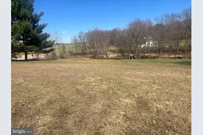 223 W Woodview Road, West Grove, PA 19390 - Photo 5