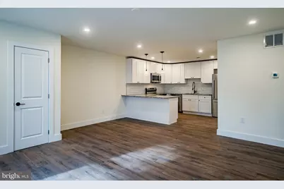 21 Gay Street #302, Phoenixville, PA 19460 - Photo 5