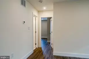 21 Gay St, Phoenixville, PA 19460 - Photo 11