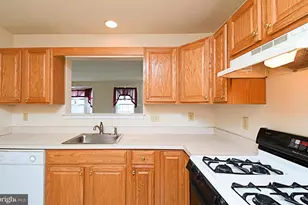 1104 Balley Dr, Phoenixville, PA 19460 - Photo 17