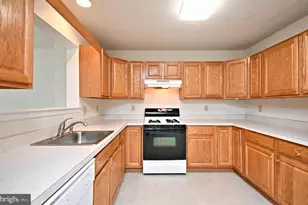 1104 Balley Dr, Phoenixville, PA 19460 - Photo 13