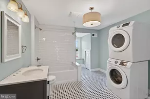 144 Gay St, Phoenixville, PA 19460 - Photo 23