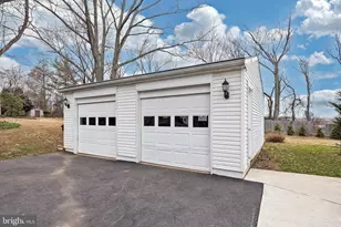 938 Kingsway Dr, Coatesville, PA 19320 - Photo 5