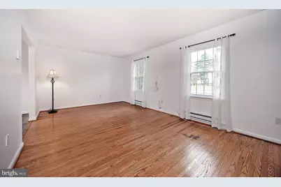 938 Kingsway Drive, Coatesville, PA 19320 - Photo 9