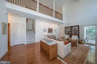 48 Longview Cir, Berwyn, PA 19312 - Photo 3