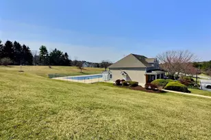 304 Huntington Ct, West Chester, PA 19380 - Photo 29