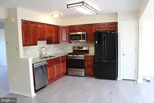 5 N Savanna Dr, Pottstown, PA 19465 - Photo 7