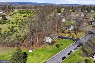 863 Hunters Run Rd, Pottstown, PA 19465 - Photo 41