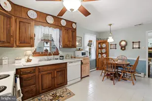 863 Hunters Run Rd, Pottstown, PA 19465 - Photo 9