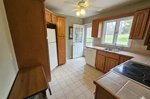 1817 Little Conestoga Rd, Elverson, PA 19520 - Photo 3