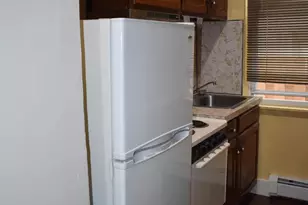 138 W Market St, West Chester, PA 19382 - Photo 3