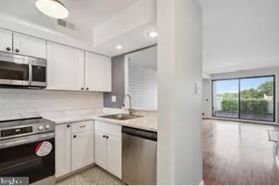 273 Summit House #273, West Chester, PA 19382 - Photo 9