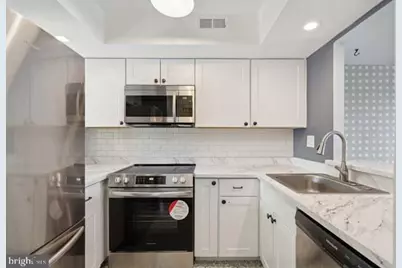 273 Summit House #273, West Chester, PA 19382 - Photo 7